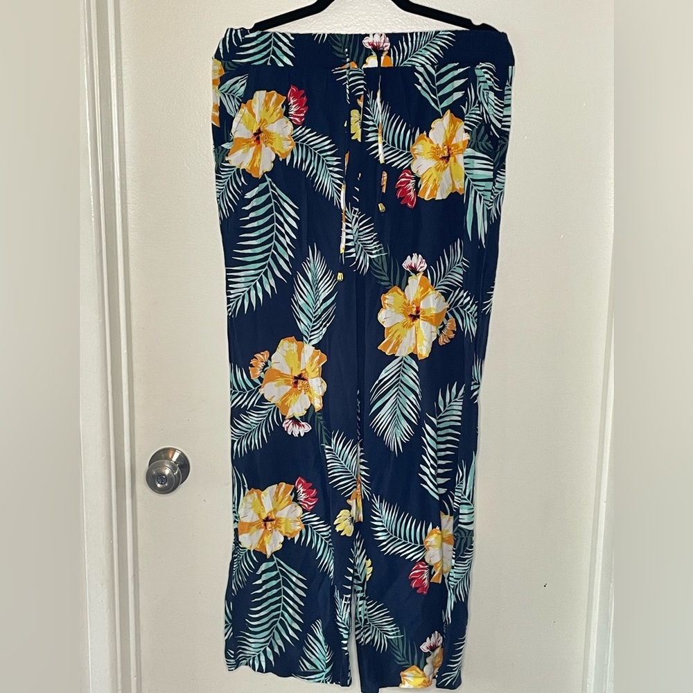 Indero floral pants size L
